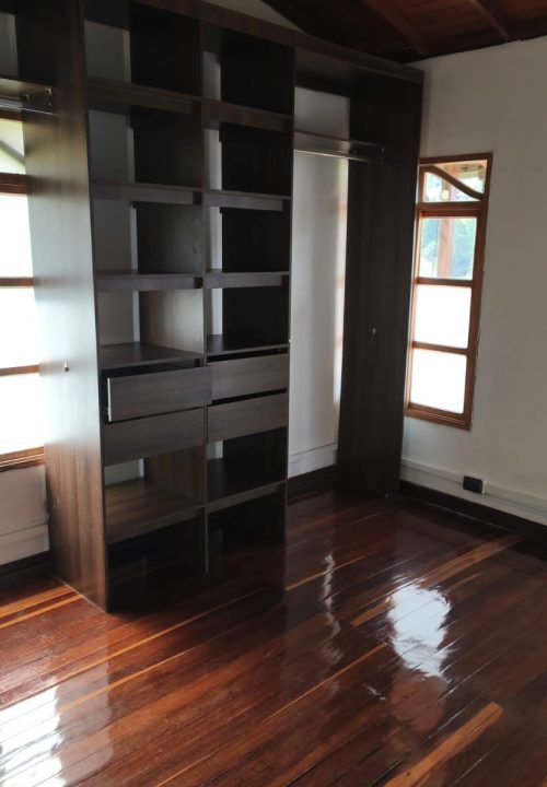 Arriendo Vereda jardín