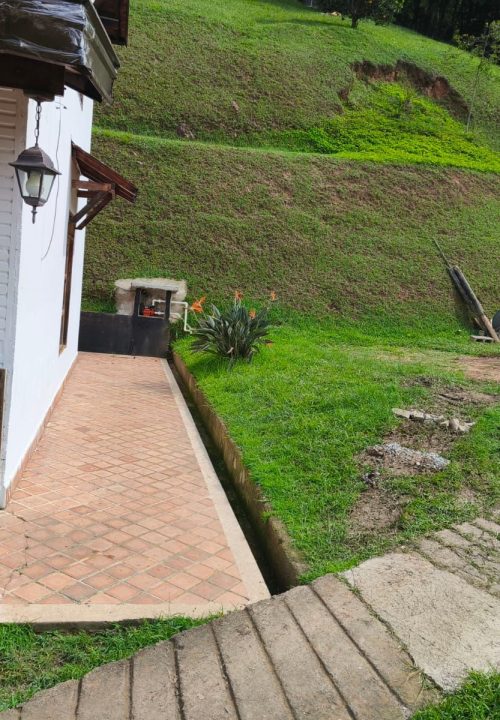 Arriendo Vereda jardín