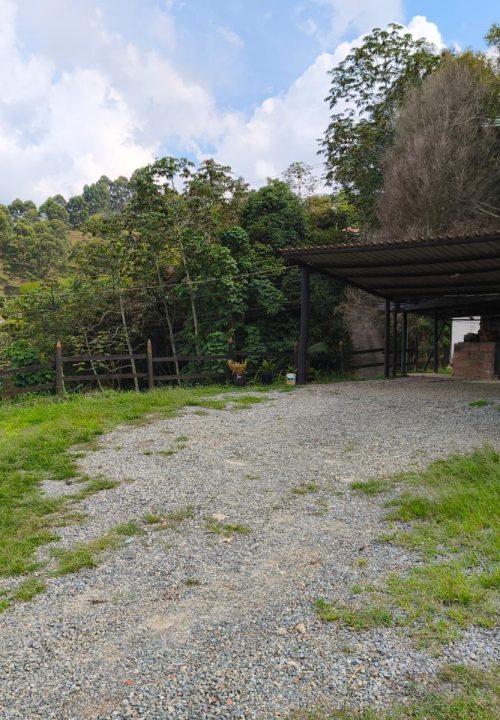 Arriendo Vereda jardín