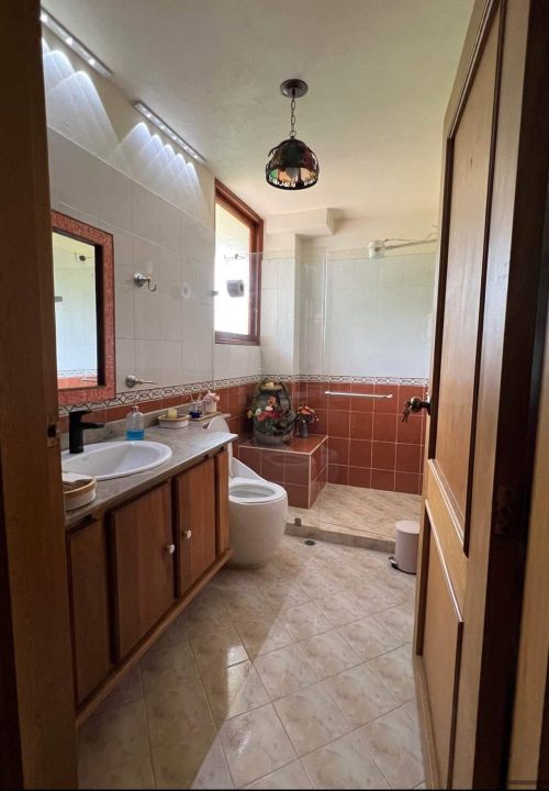 Casa en venta  en el mejor condominio de la Estrella