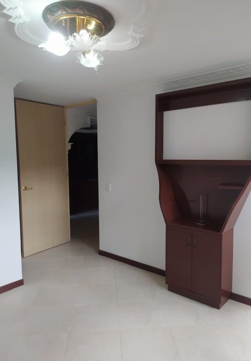 Venta Apto Laureles Almería