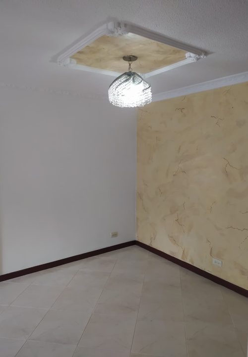 Venta Apto Laureles Almería