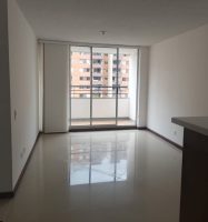 Arriendo Apartamento Loma de los Bernal