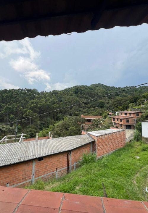 Arriendo Casa Vereda Jardin Sector la Piscina