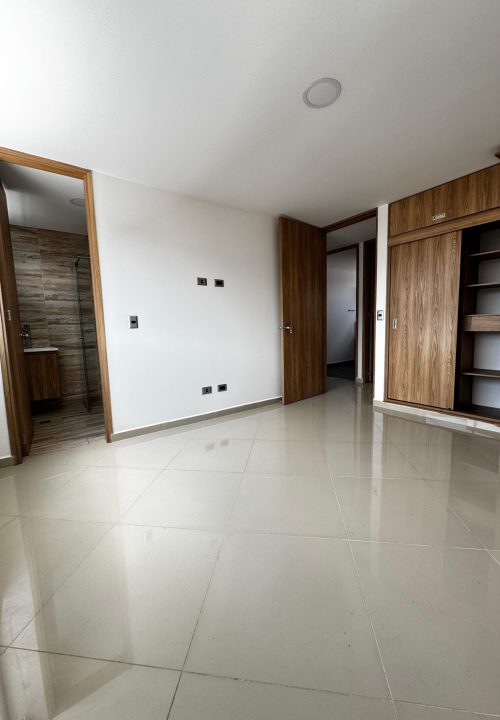 Venta Apartamento – Simón Bolivar – Frente Éxito Laureles
