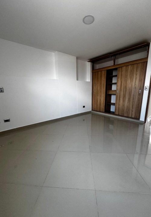 Venta Apartamento – Simón Bolivar – Frente Éxito Laureles