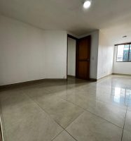 Arriendo Apartamento Laureles