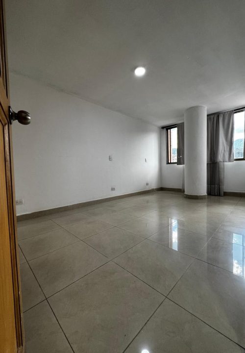 Arriendo Apartamento Laureles