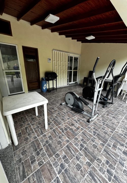 Arriendo Apartaestudio – Loma de los Bernal