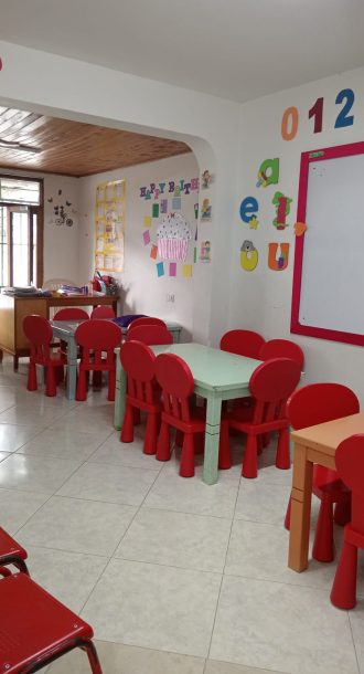 Venta Preescolar Totalmente Equipado – Sector La America Niza