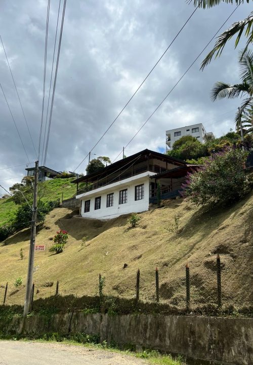 Alquiler Casa Finca – Vereda Jardin