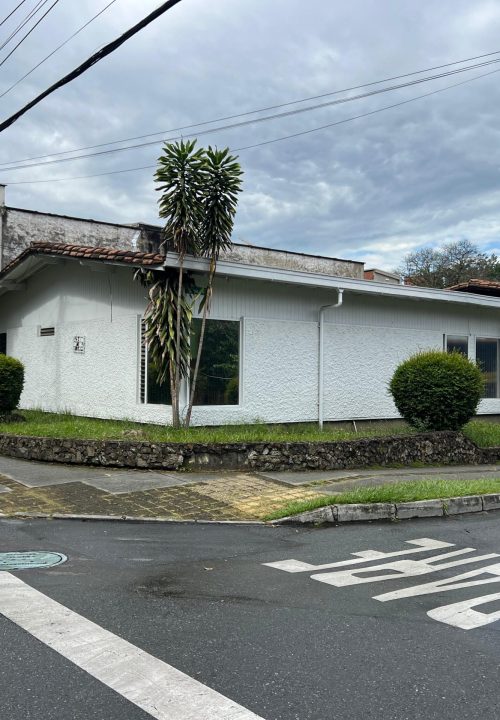 Venta Casa Lote – Laureles