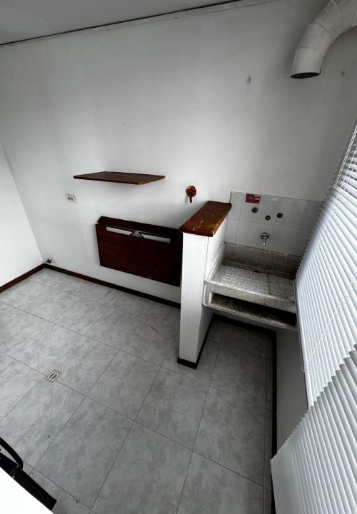 Arriendo Apartaestudio – Loma de los Bernal