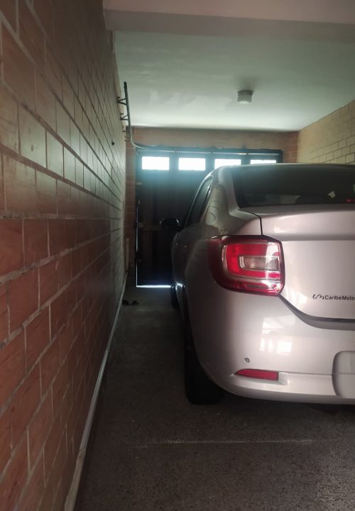 Venta Casa y Local Comercial Laureles – Simon Bolivar (Esquinera)