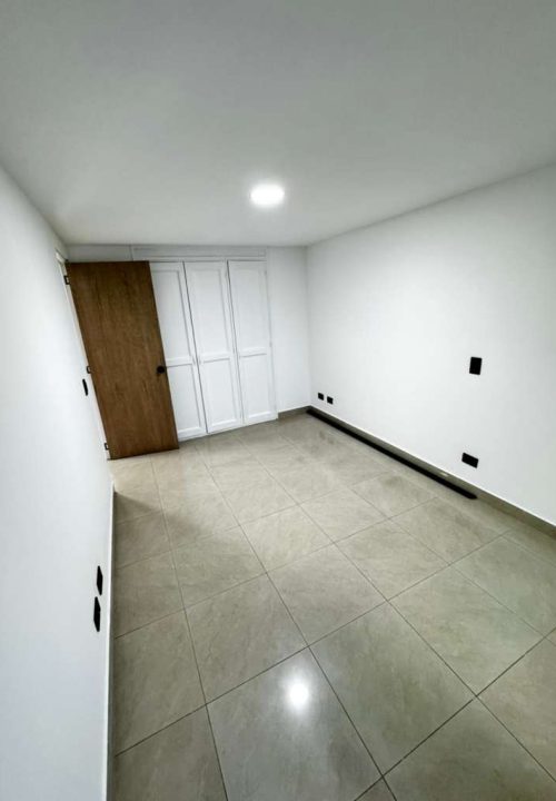 Arriendo Apartamento Laureles