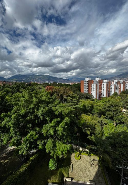 Arriendo Apartamento – Loma de los Bernal