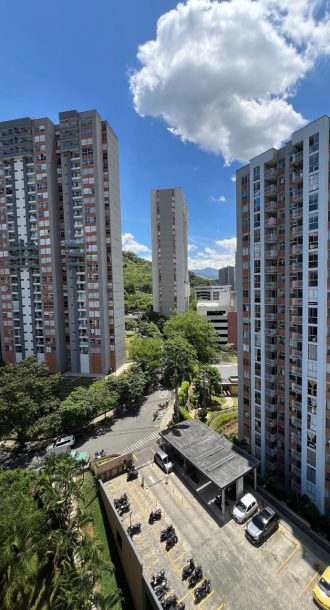 Venta Apartamento – Loma de los Bernal