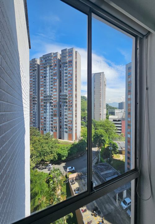 Venta Apartamento – Loma de los Bernal