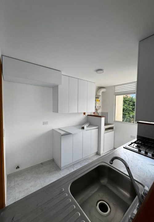 Arriendo Apartaestudio – Loma de los Bernal